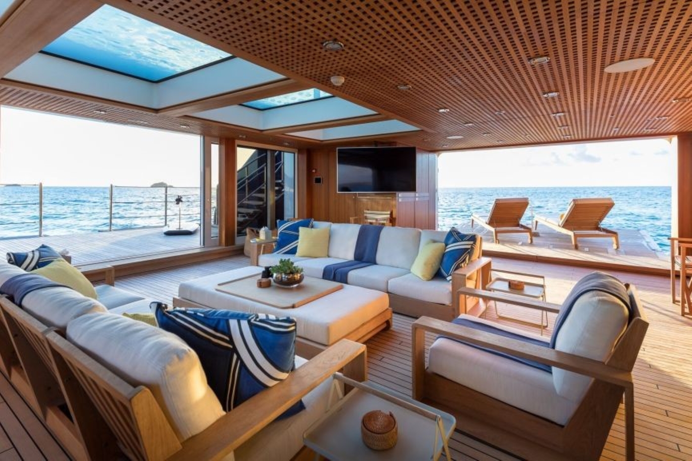 [MOTOR-YACHT-C-EX-ANN-PROJECT-BLUE-SKY]-7214-42.jpg