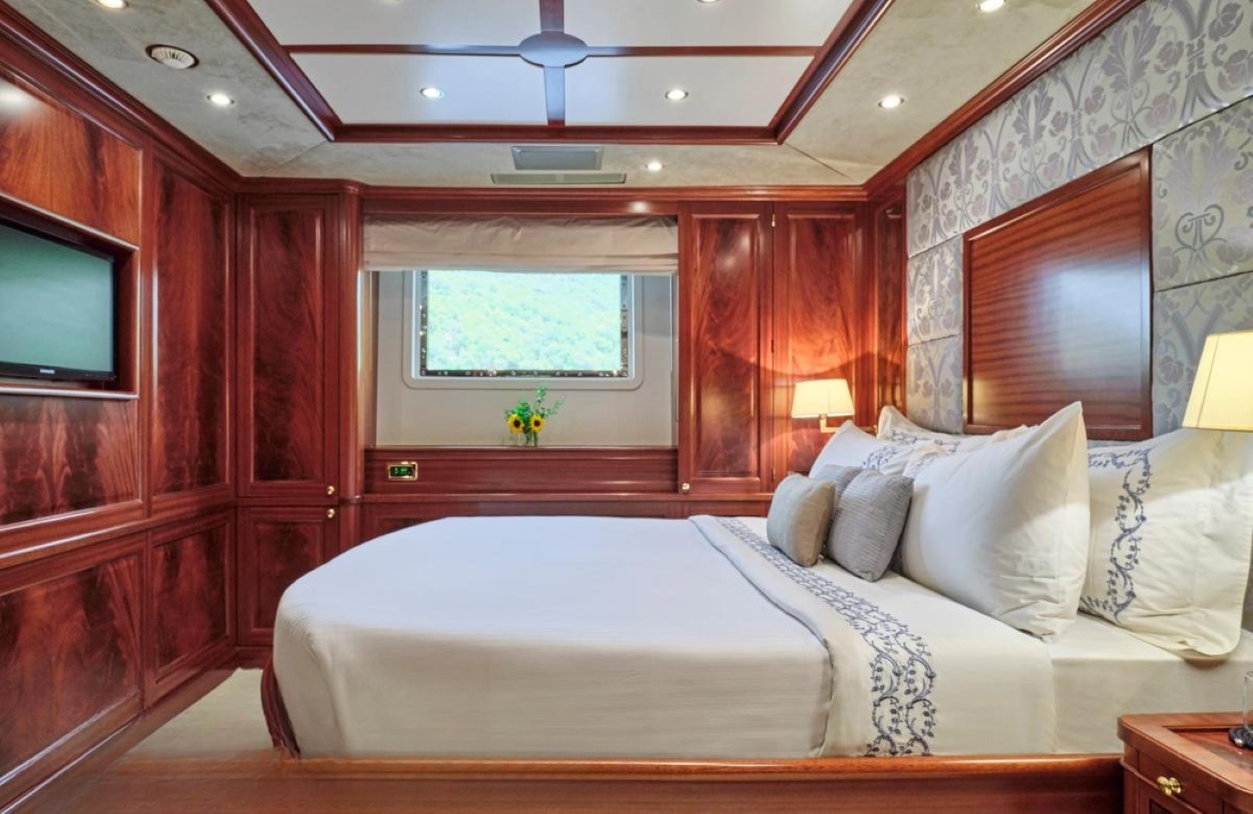 [MOTOR-YACHT-CLASSIC]-7676-42.jpg