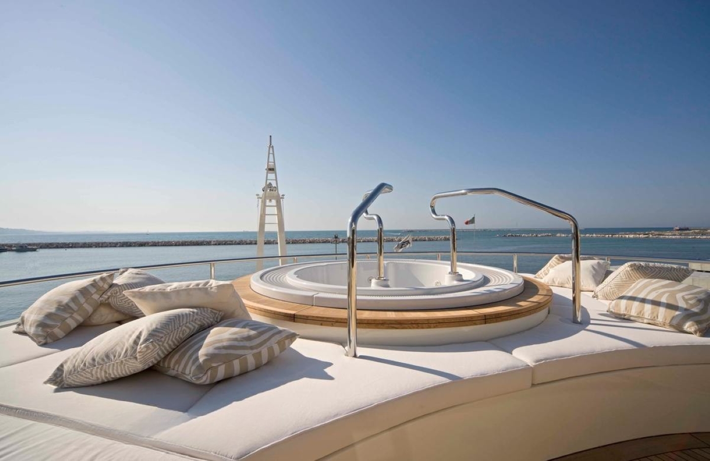 [MOTOR-YACHT-DARLINGS-DANAMA]-7331-16.jpg