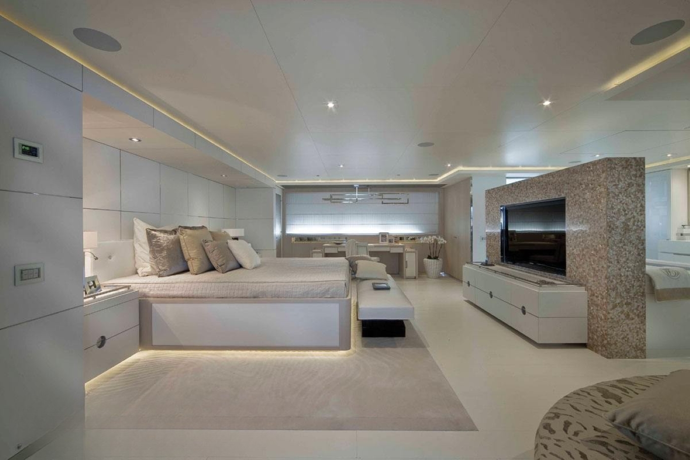 [MOTOR-YACHT-DARLINGS-DANAMA]-7331-36.jpg
