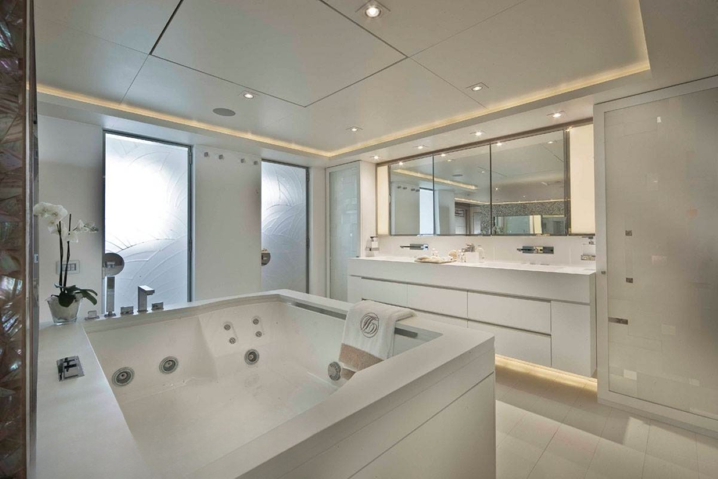 [MOTOR-YACHT-DARLINGS-DANAMA]-7331-38.jpg
