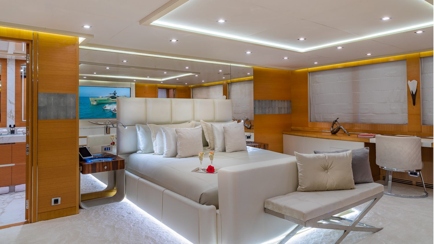 [MOTOR-YACHT-DB]-7256-30.jpg