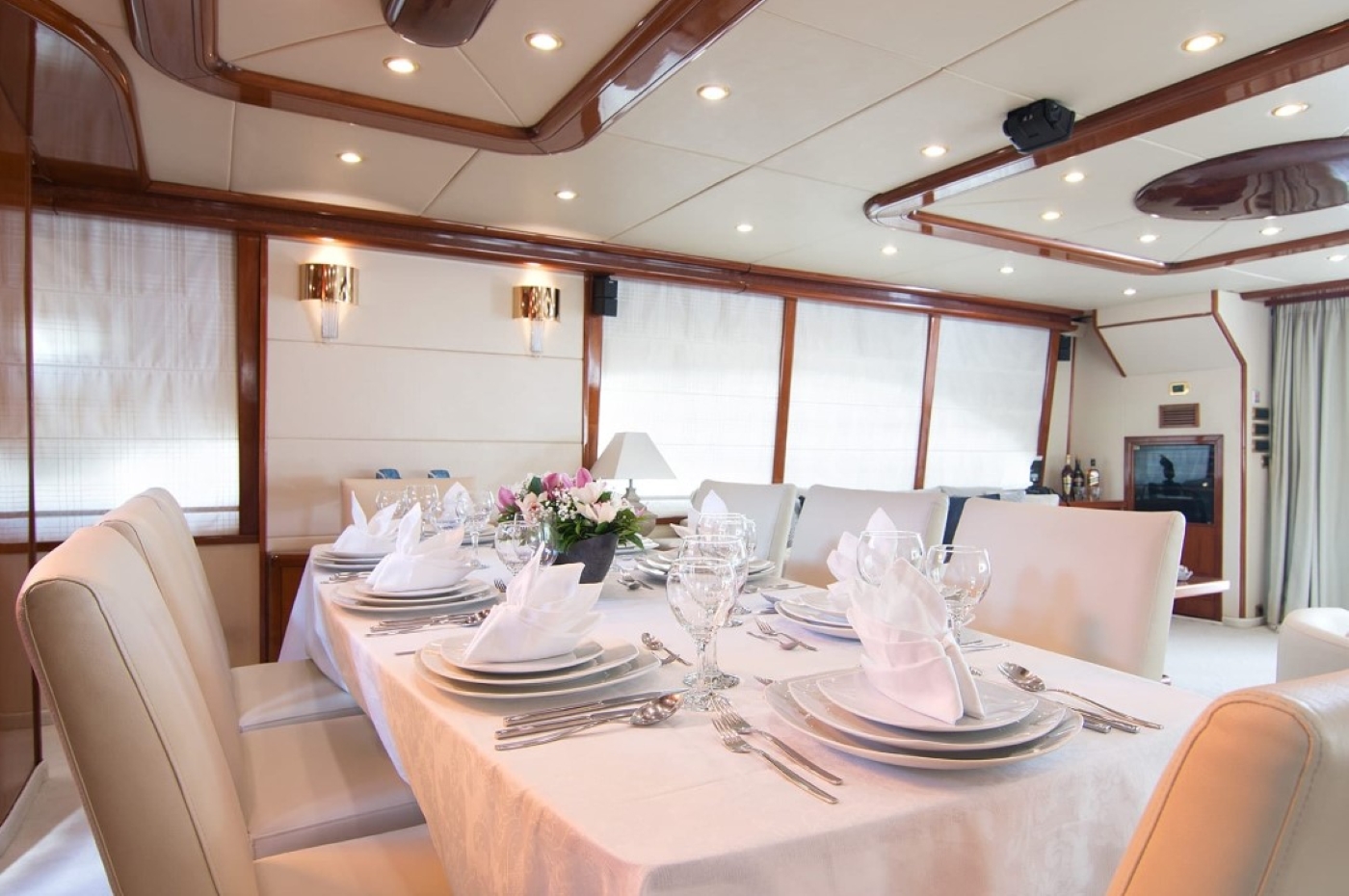 [MOTOR-YACHT-DREAM-B]-7650-5.jpg