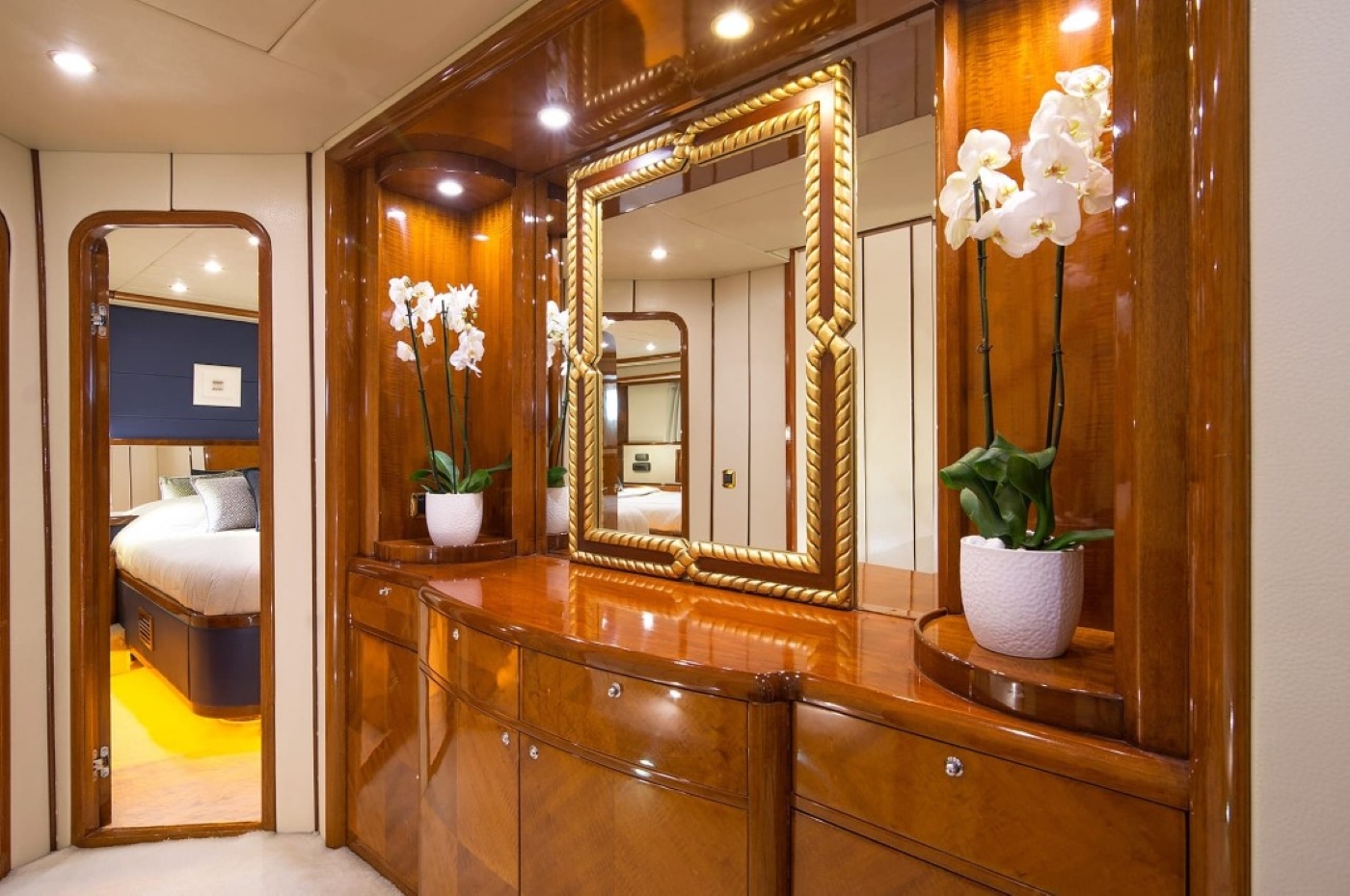 [MOTOR-YACHT-DREAM-B]-7650-8.jpg