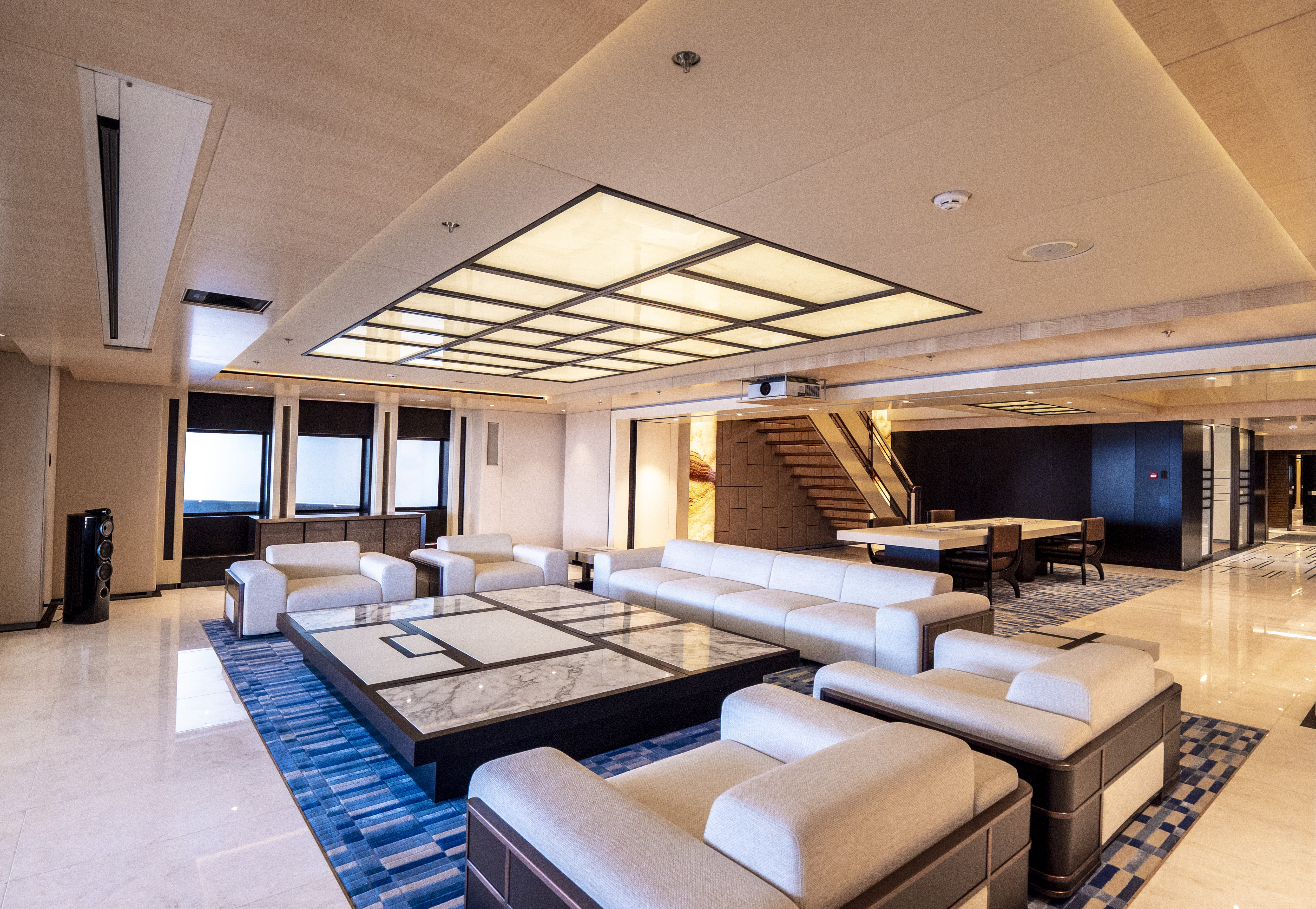 [MOTOR-YACHT-ILLUSION]-7136-18.jpg
