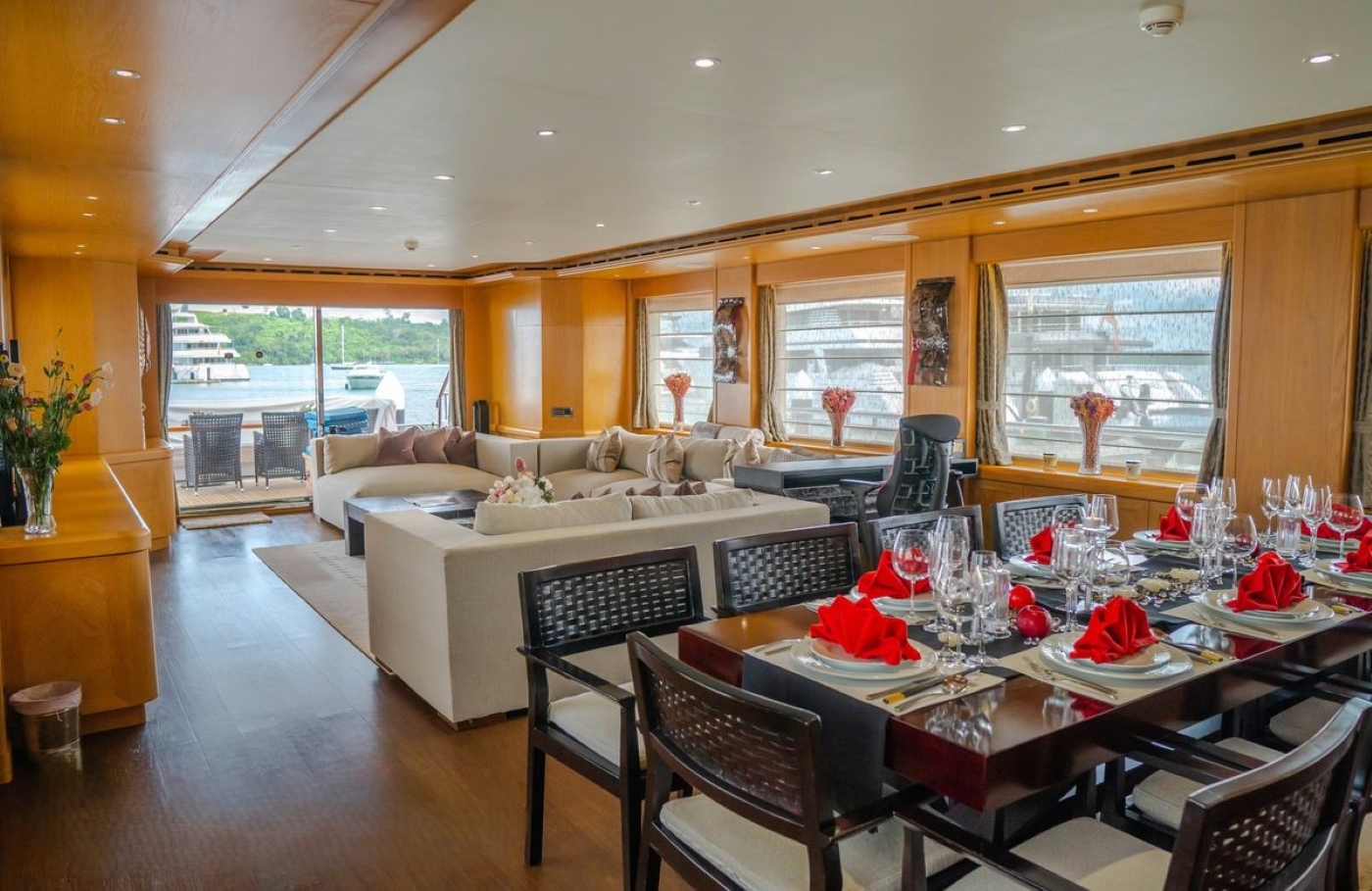 [MOTOR-YACHT-INDIANA]-7323-5.jpg