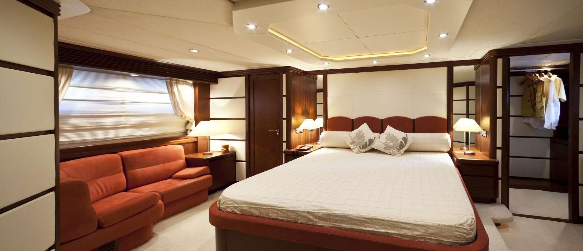 [MOTOR-YACHT-LADY-P]-7855-3.jpg