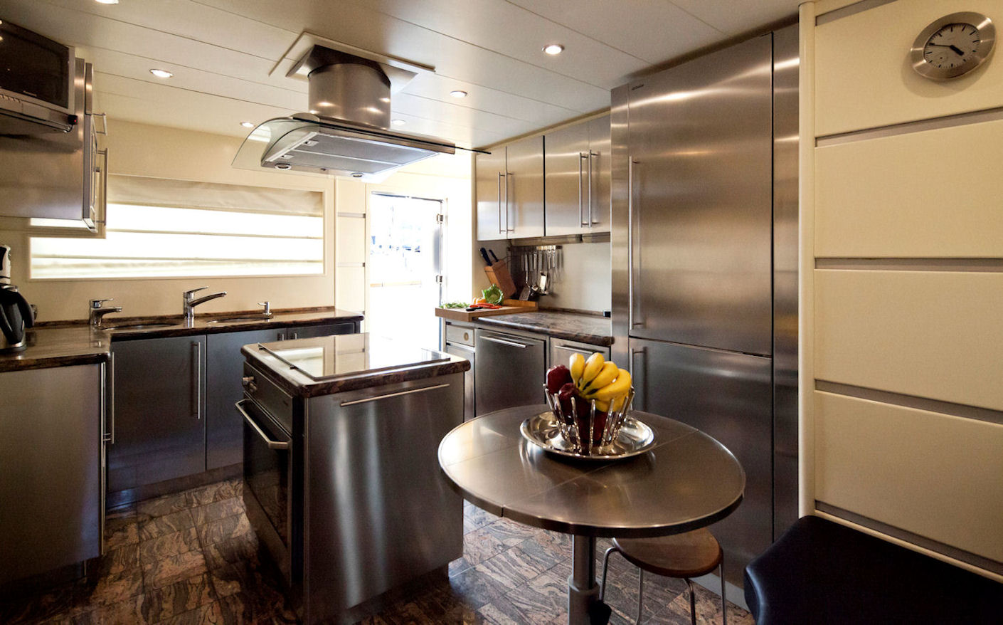 [MOTOR-YACHT-LADY-P]-7855-5.jpg