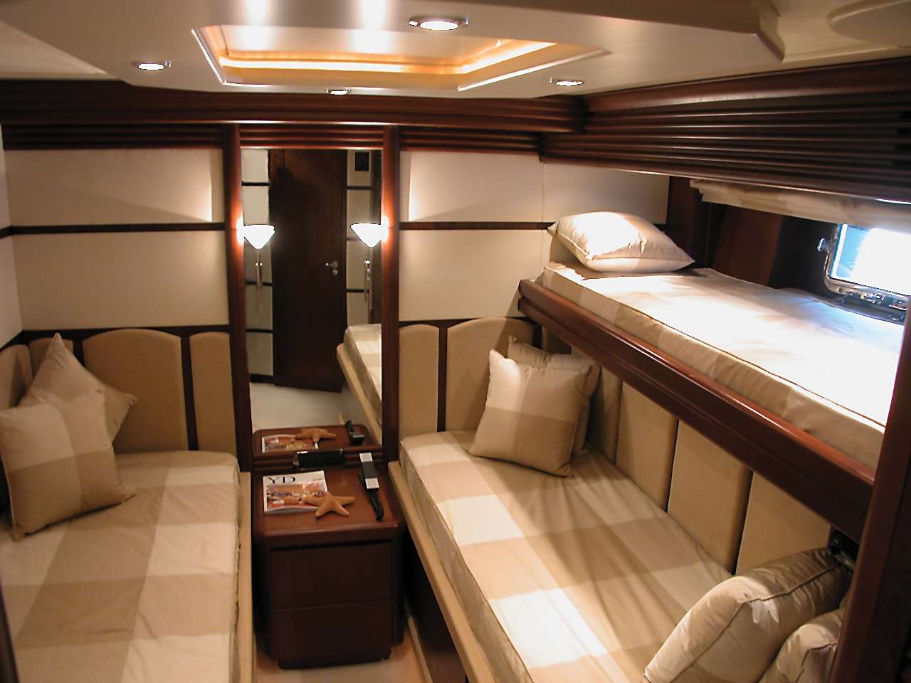 [MOTOR-YACHT-LADY-P]-7855-6.jpg