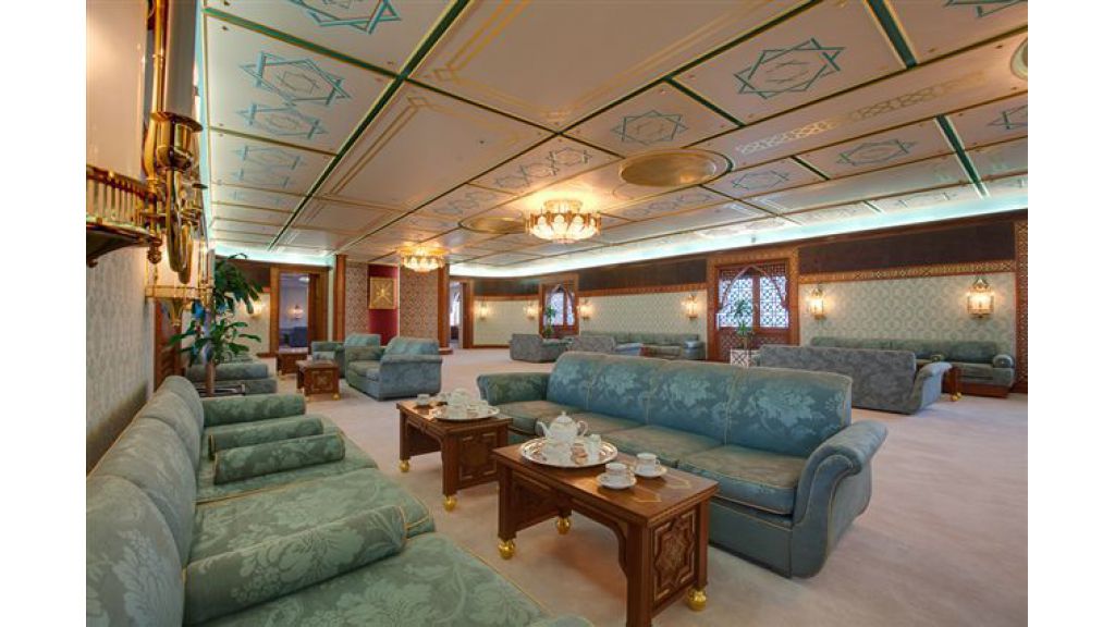 [MOTOR-YACHT-LOALOAT-AL-BEHAR-EX-AL-SAID]-7813-12.jpg
