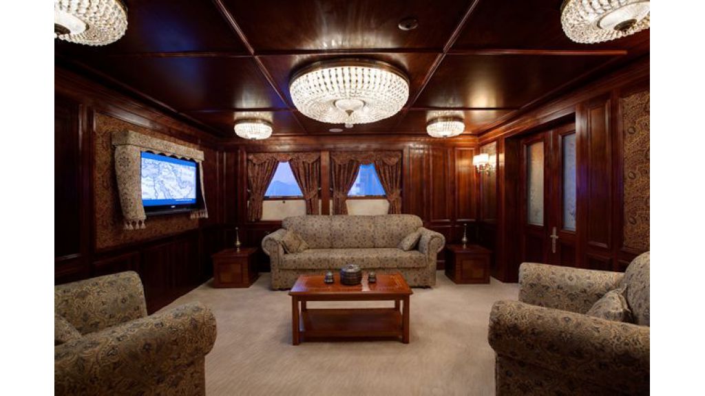 [MOTOR-YACHT-LOALOAT-AL-BEHAR-EX-AL-SAID]-7813-13.jpg
