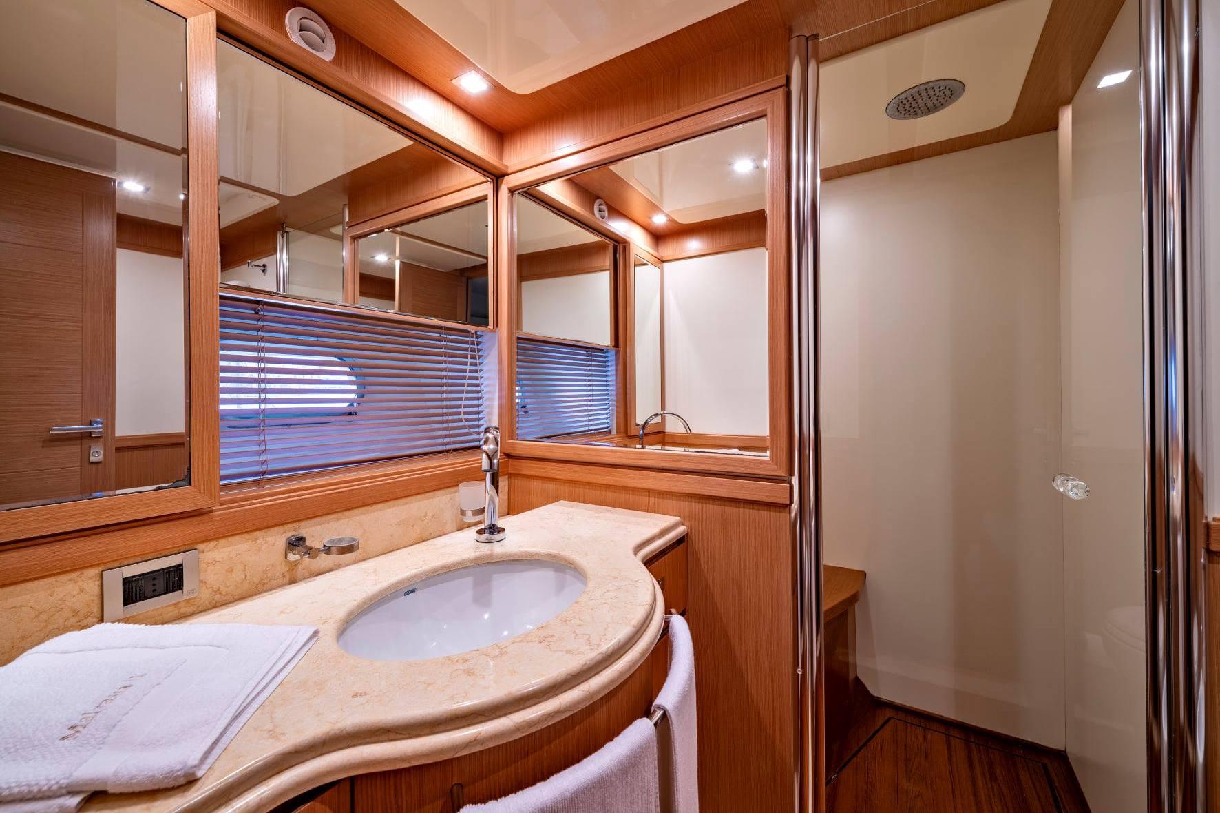 [MOTOR-YACHT-MALVASIA]-7504-34.jpg