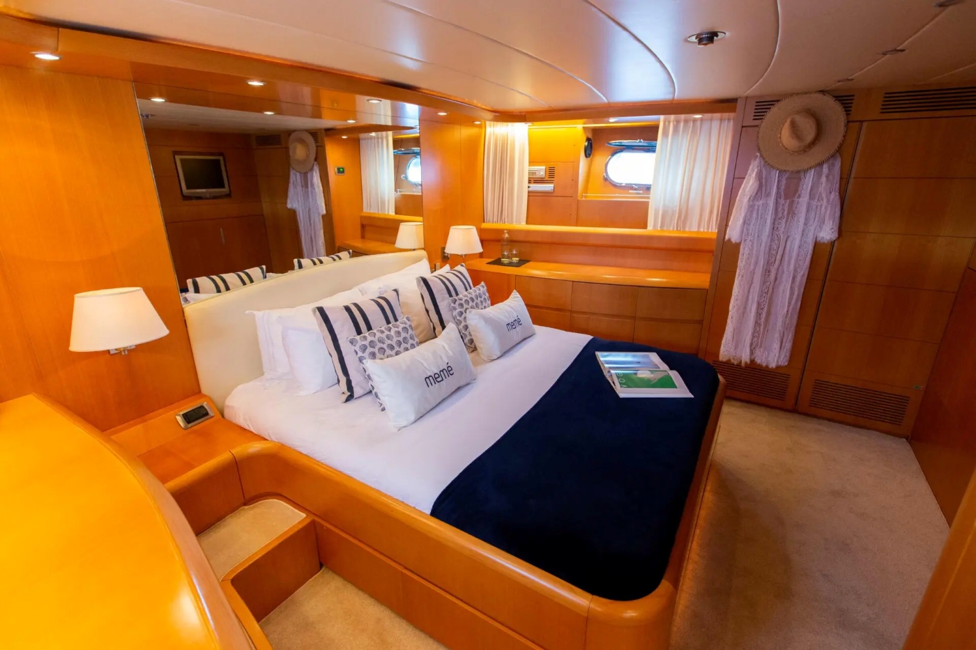 [MOTOR-YACHT-MEME]-7674-16.jpg