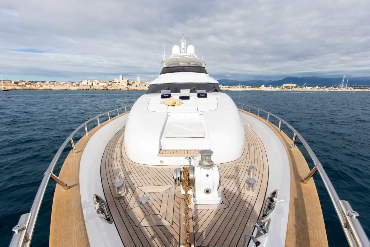 [MOTOR-YACHT-MEME]-7674-8.jpg