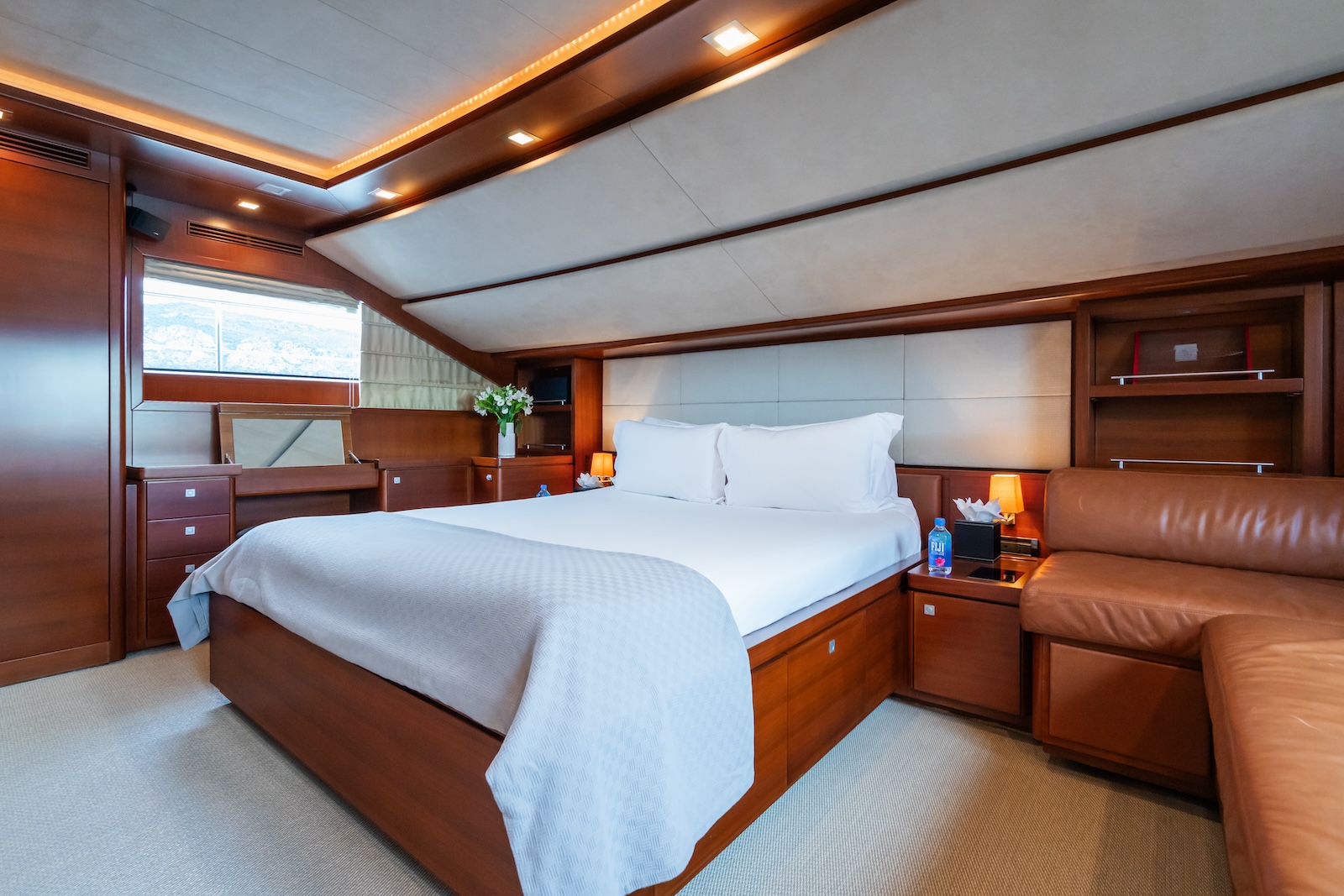 [MOTOR-YACHT-PORT-GHALIB]-7698-17.jpg