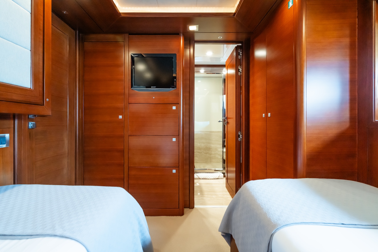 [MOTOR-YACHT-PORT-GHALIB]-7698-22.jpg