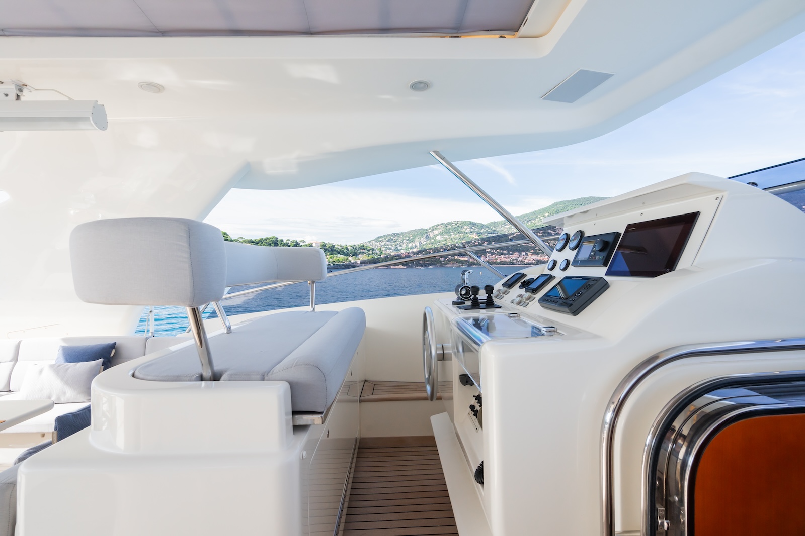 [MOTOR-YACHT-PORT-GHALIB]-7698-8.jpg
