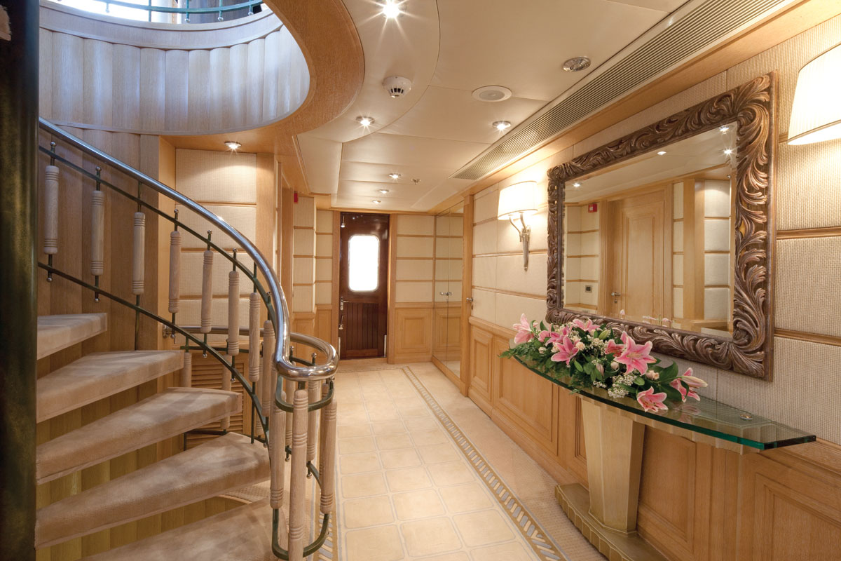 [MOTOR-YACHT-S-CAPE-EX-MAJESTIC-M-MIDNIGHT-SAGA-MAWASA]-7458-15.jpg
