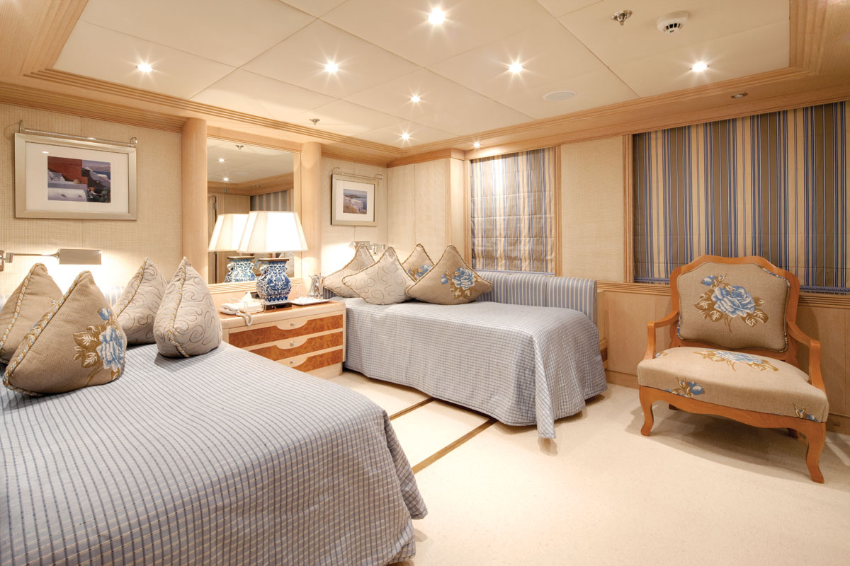 [MOTOR-YACHT-S-CAPE-EX-MAJESTIC-M-MIDNIGHT-SAGA-MAWASA]-7458-22.jpg
