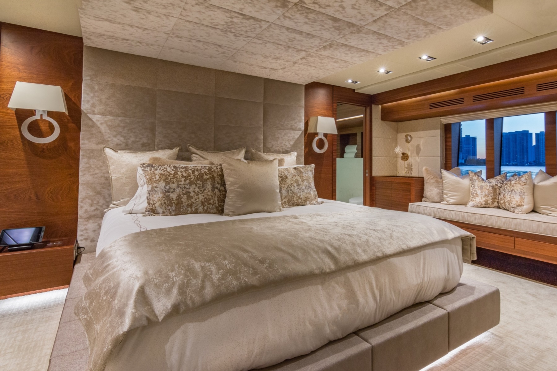 [MOTOR-YACHT-VINTAGE]-7445-18.jpg