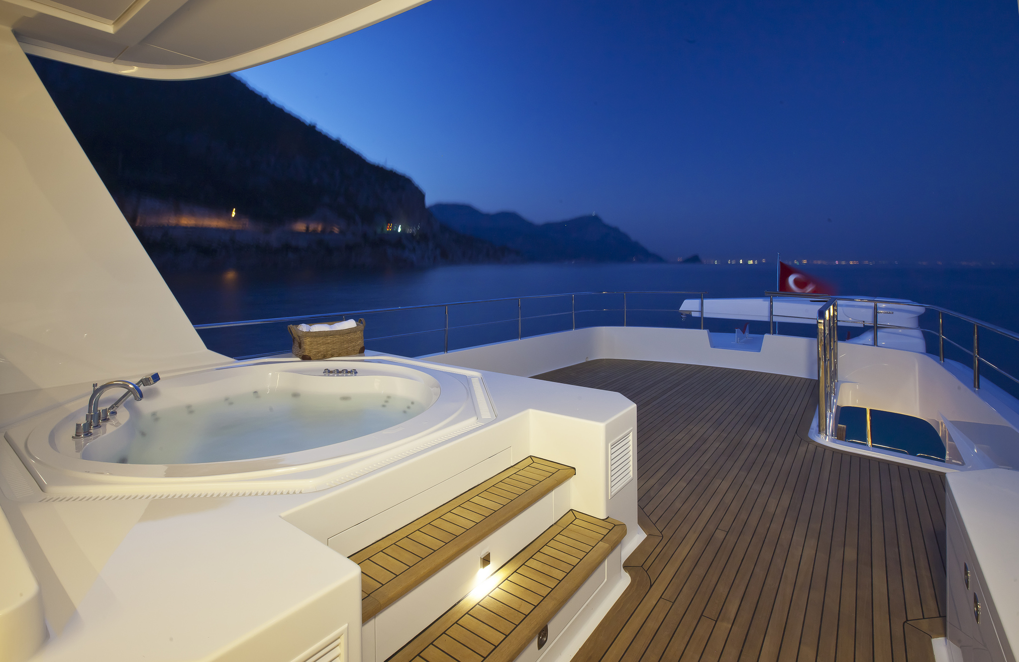 [MOTOR-YACHT-VINTAGE]-7445-9.jpg