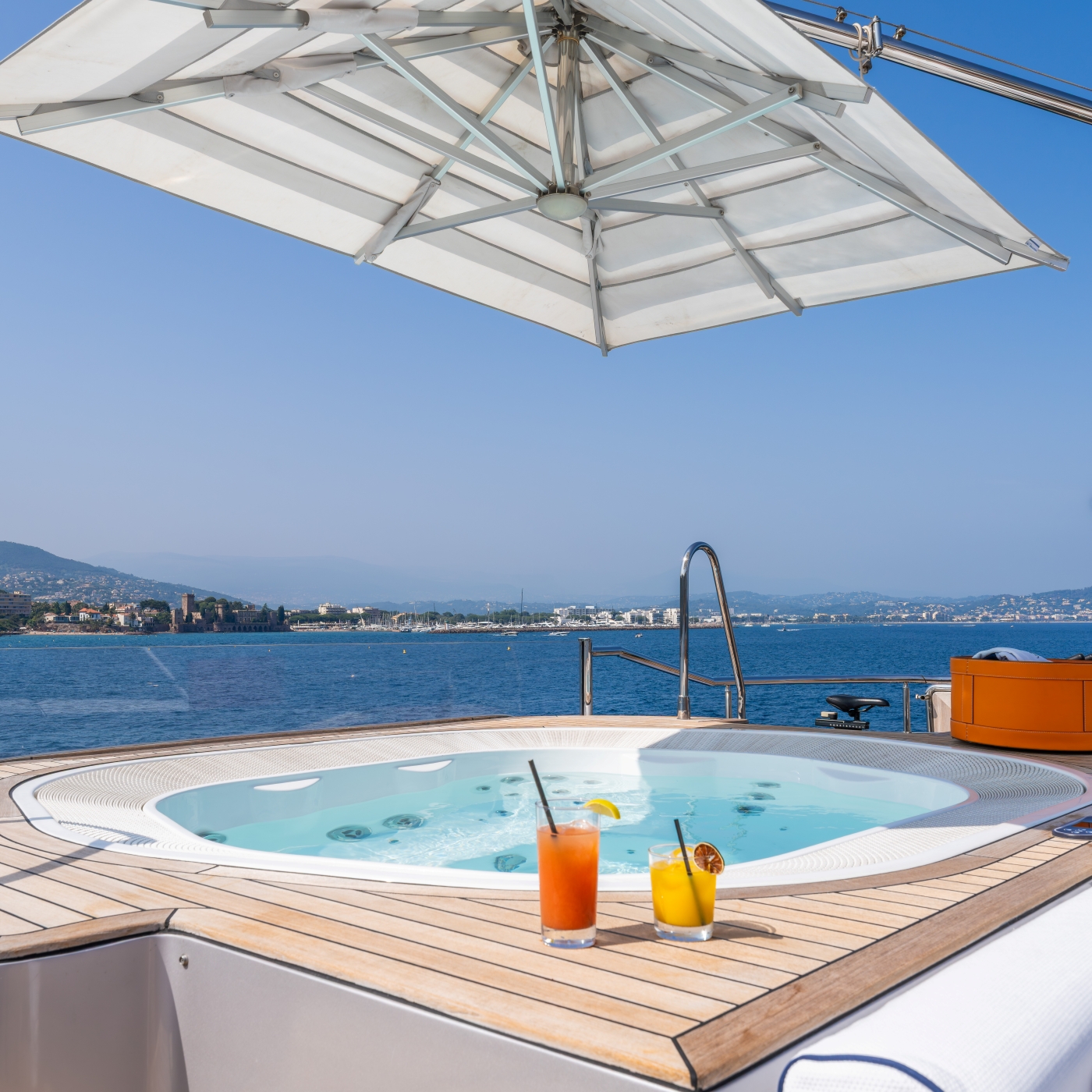 [MOTOR-YACHT-VULCAN]-7683-33.jpg