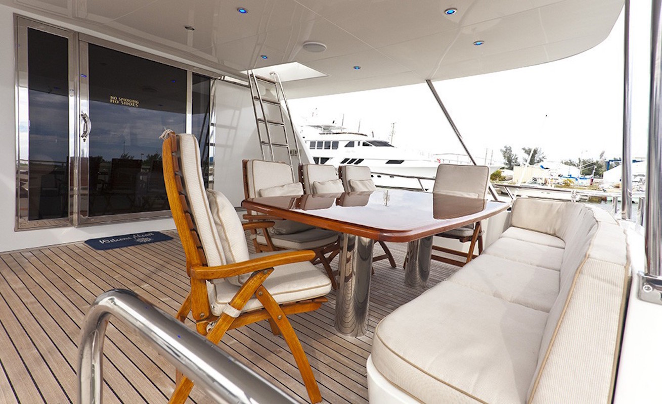 [MOTOR-YACHT-YOLY]-7412-6.jpg