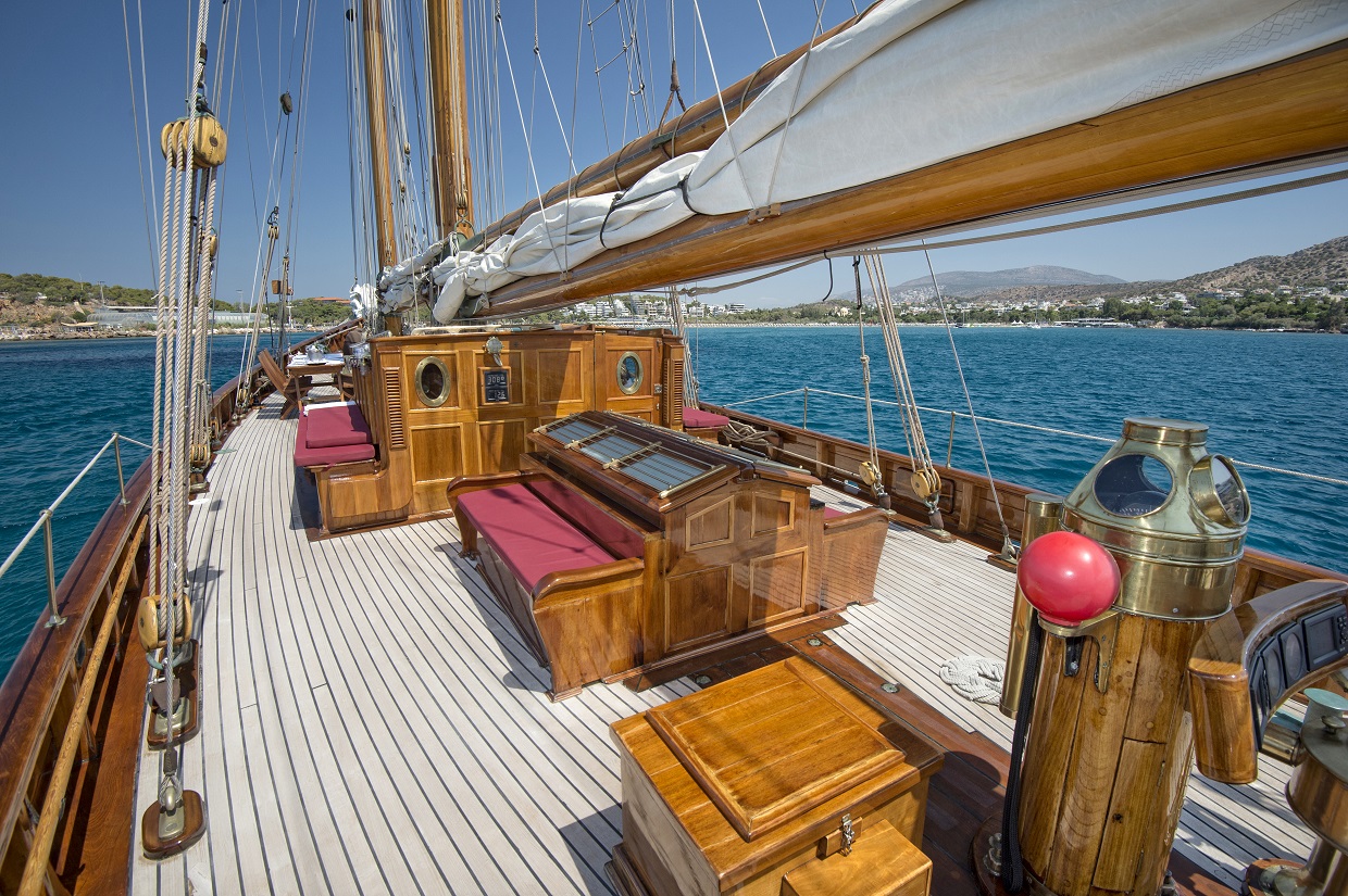 [SAILING-YACHT-AELLO]-7371-14.jpg
