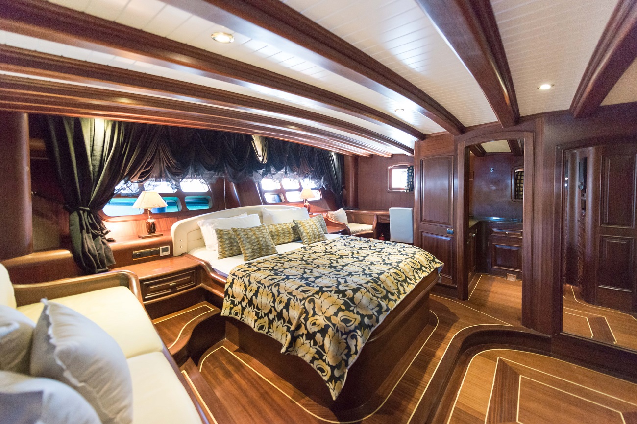 [SAILING-YACHT-LADY-CHRISTA-II]-7510-3.jpg