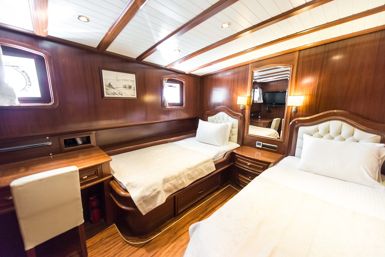 [SAILING-YACHT-LADY-CHRISTA-II]-7510-6.jpg