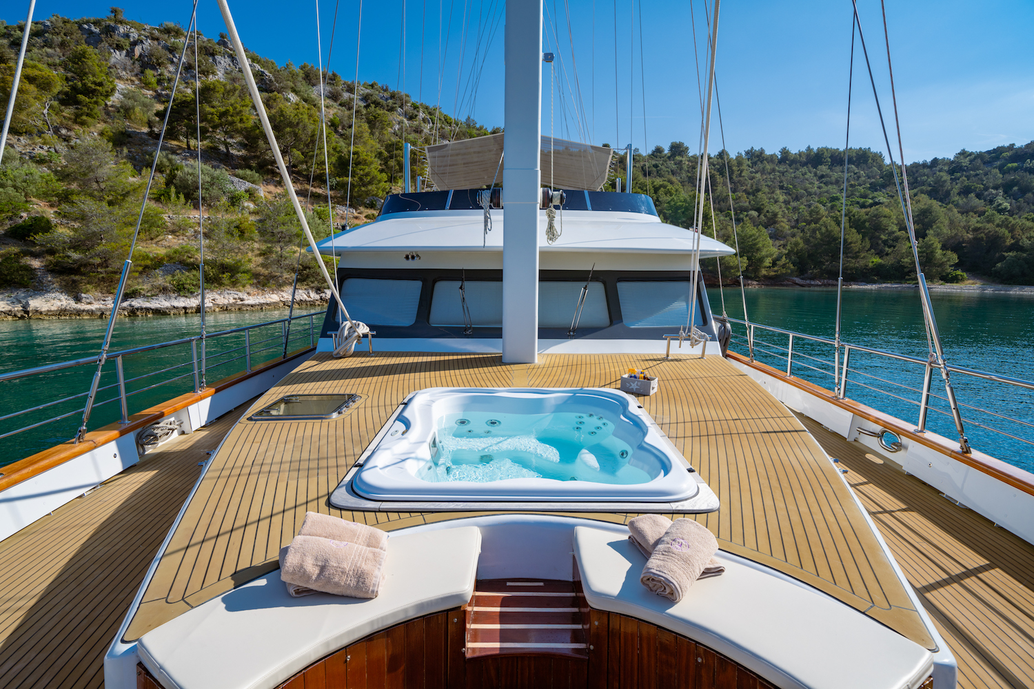 [SAILING-YACHT-NAVILUX]-7258-10.jpg