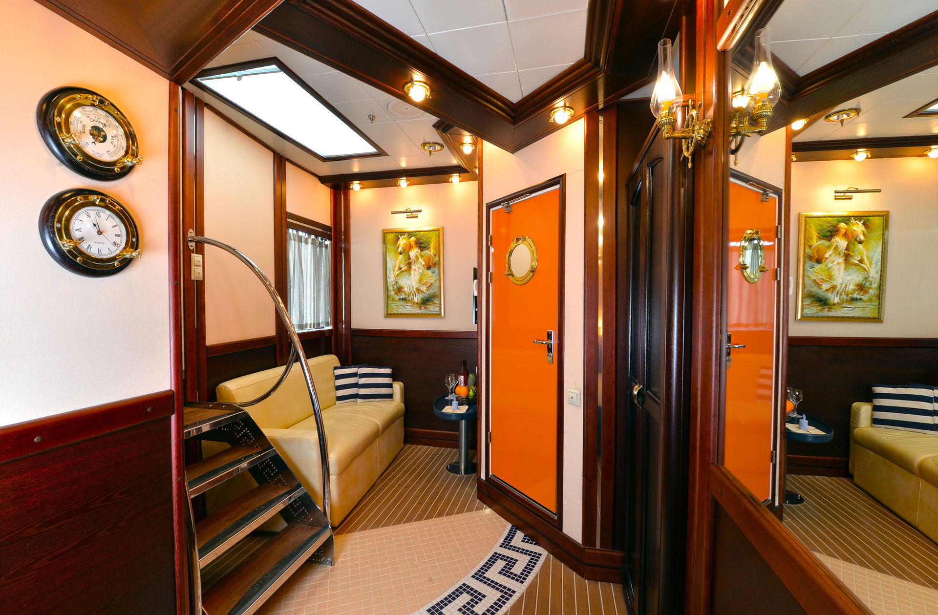 [SAILING-YACHT-RUNNING-ON-WAVES]-7351-12.jpg