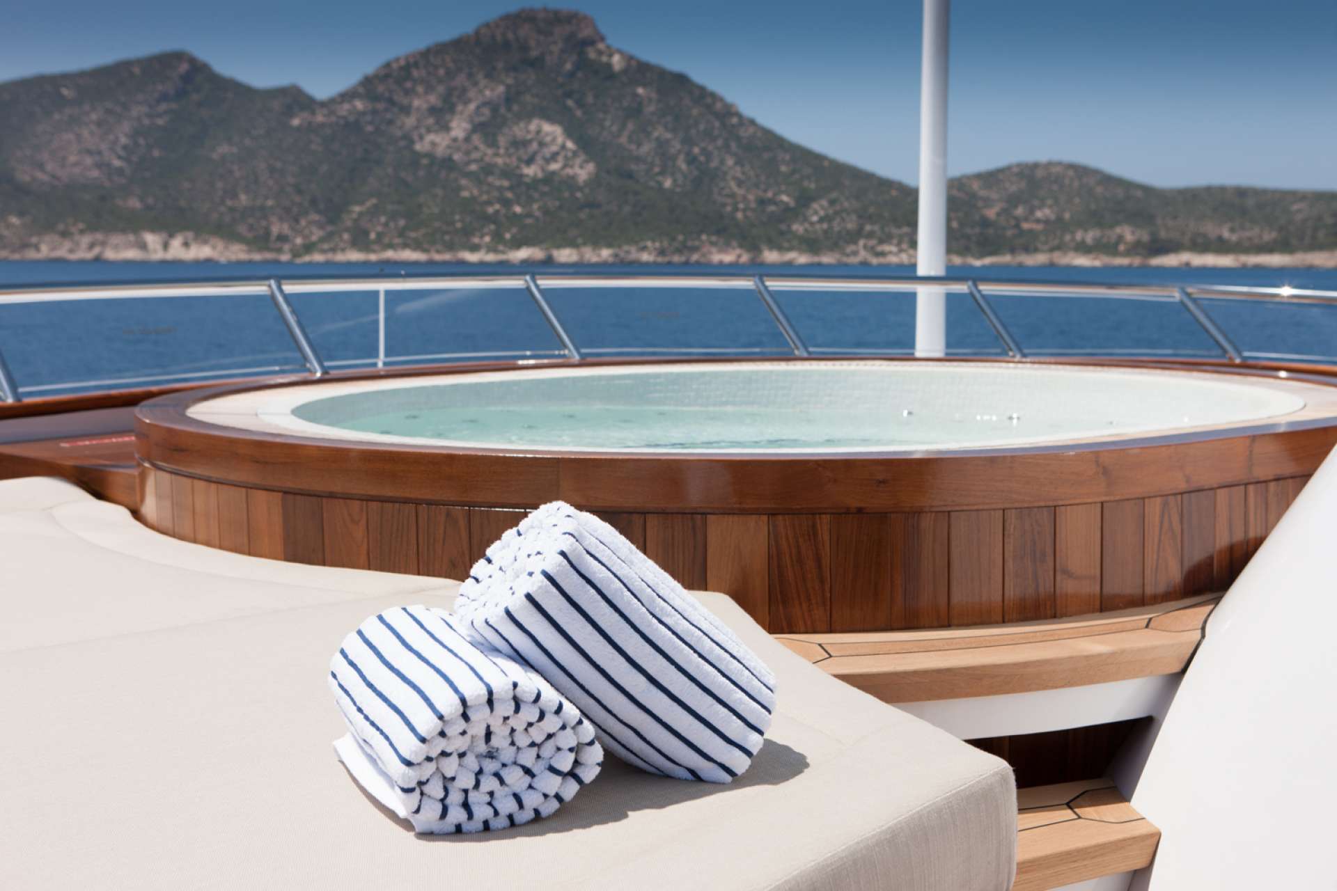 [YACHT-MIRAGE]-7790-23.jpg