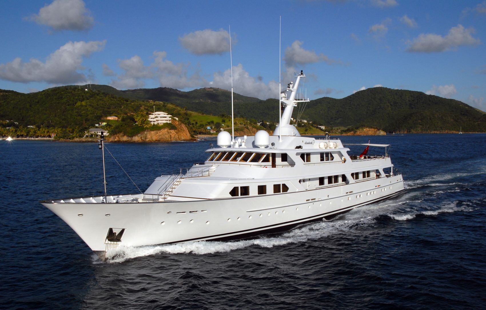 [YACHT-MIRAGE]-7790-3.jpg