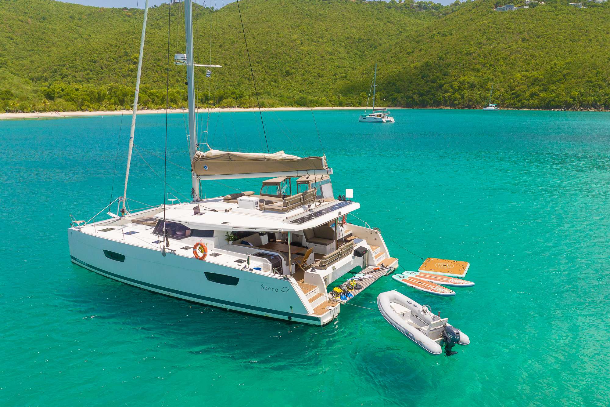 101 Sailing yacht LUNA BLISS.jpg