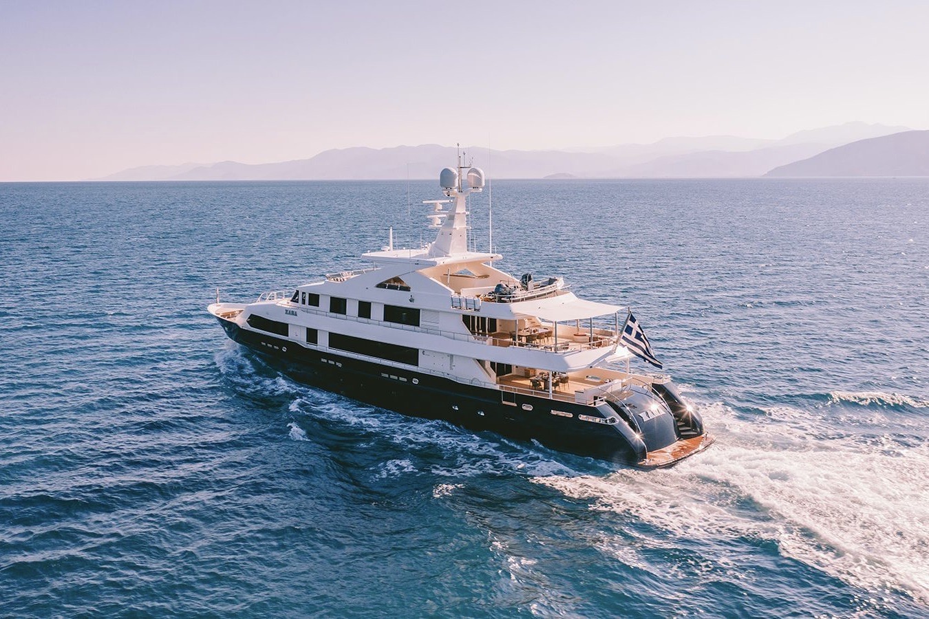 103 Motor yacht XANA.jpg