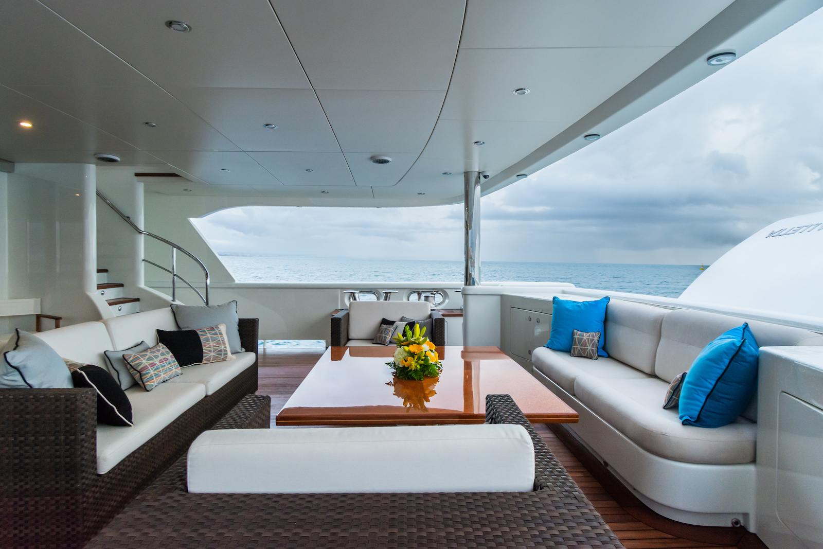 2.8 Main deck aft comfortable seating.jpg