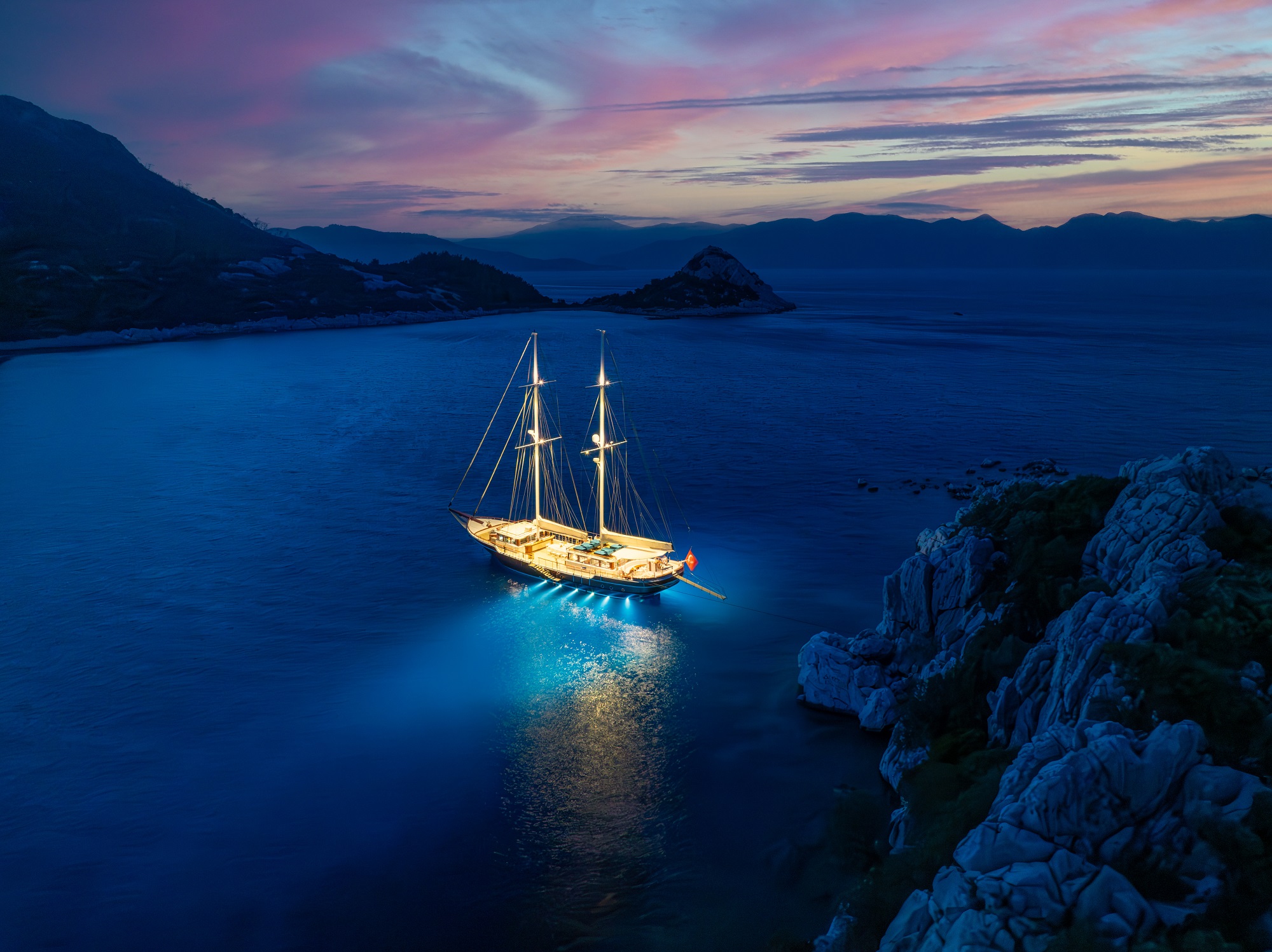 208 At anchor at night.jpg