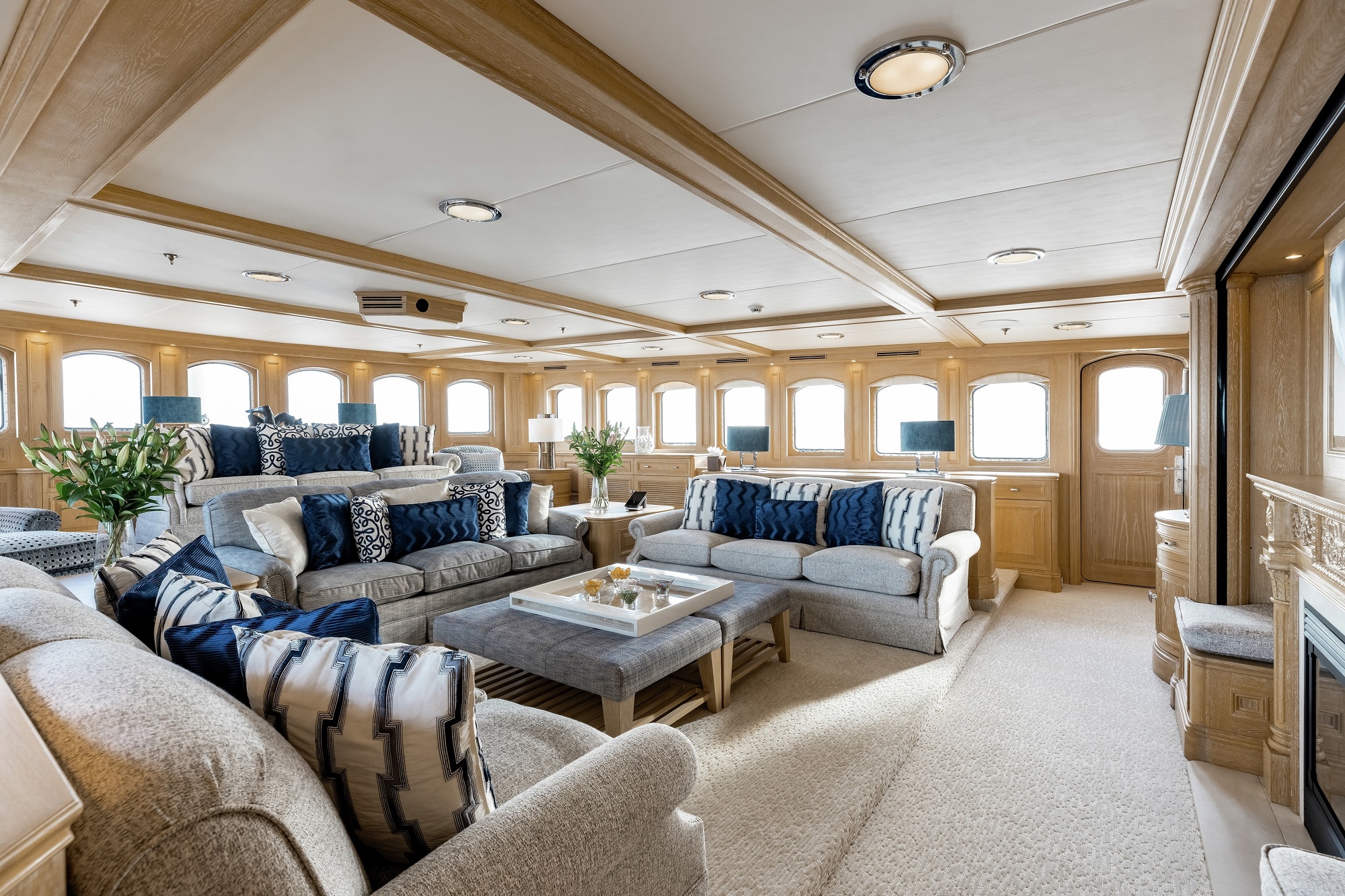 303 Interior lounge.jpg