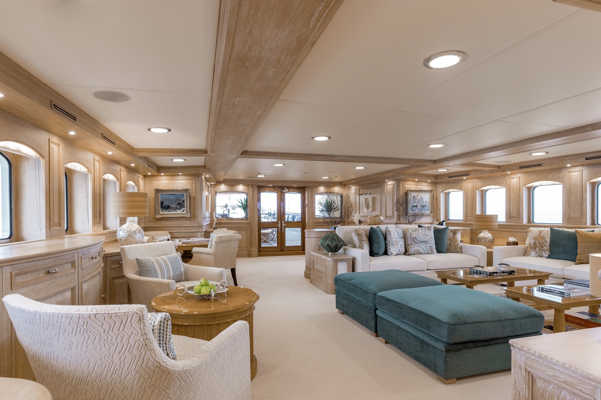 305 Interior lounge.jpg