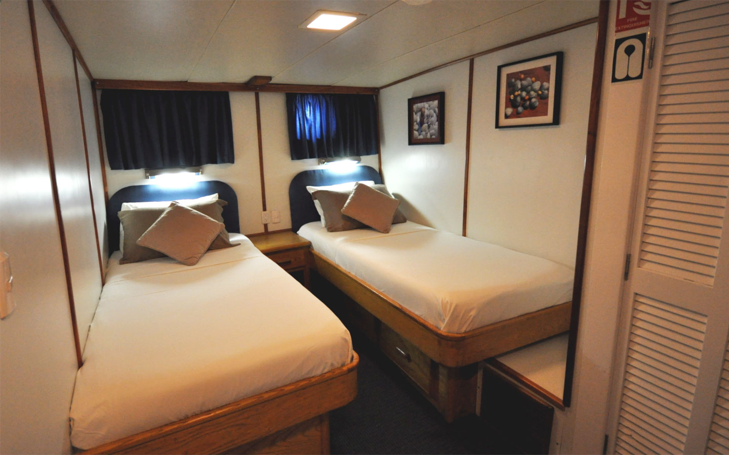 4-beluga-Cabin.jpg