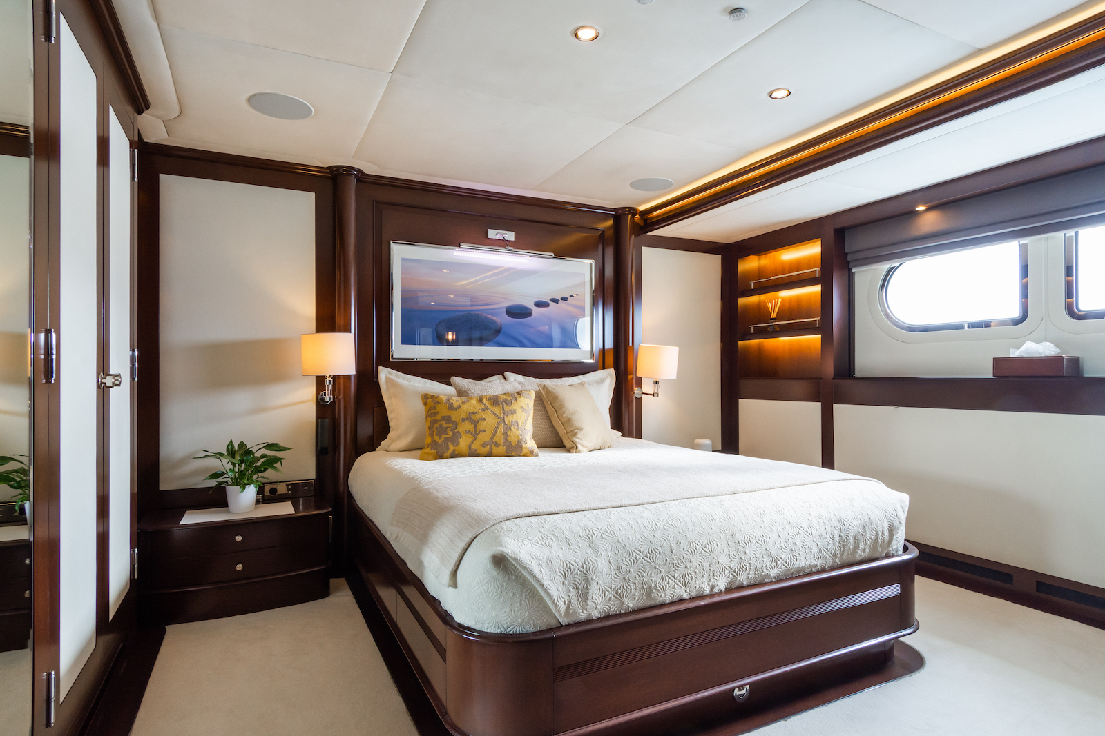 4.7 Double guest suite.jpg