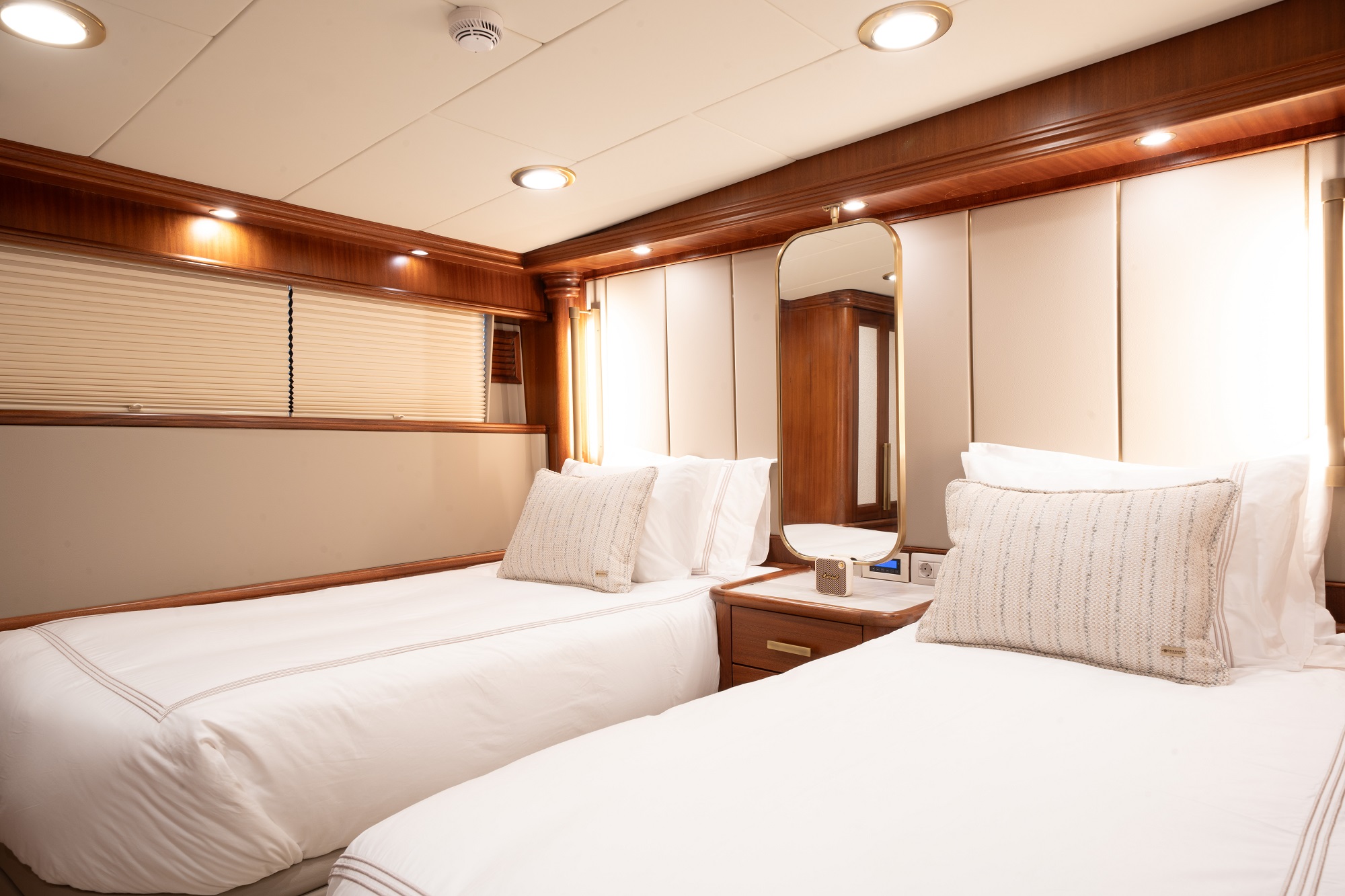 404 Twin suite 1.jpg