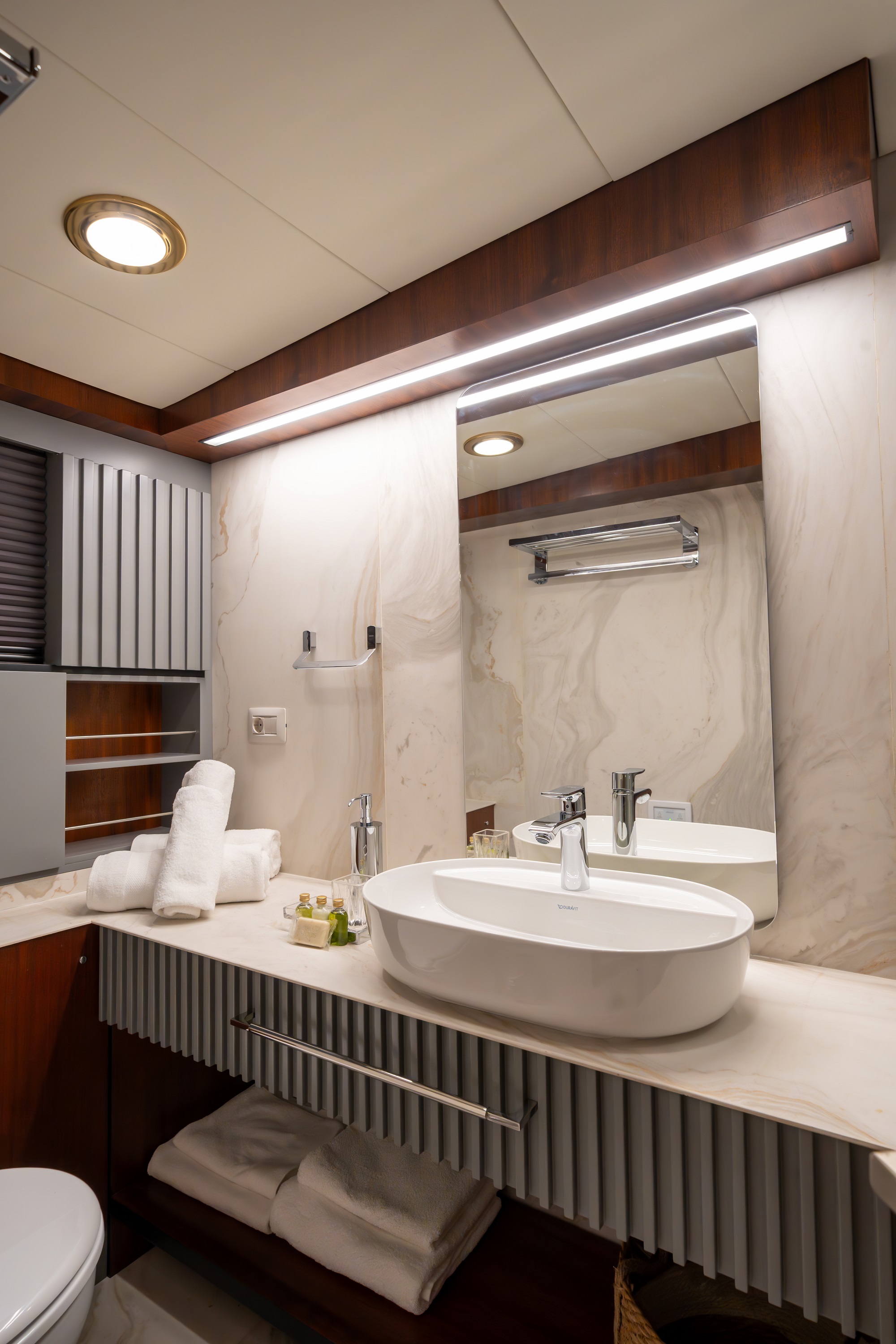 407 Double ensuite 2.jpg