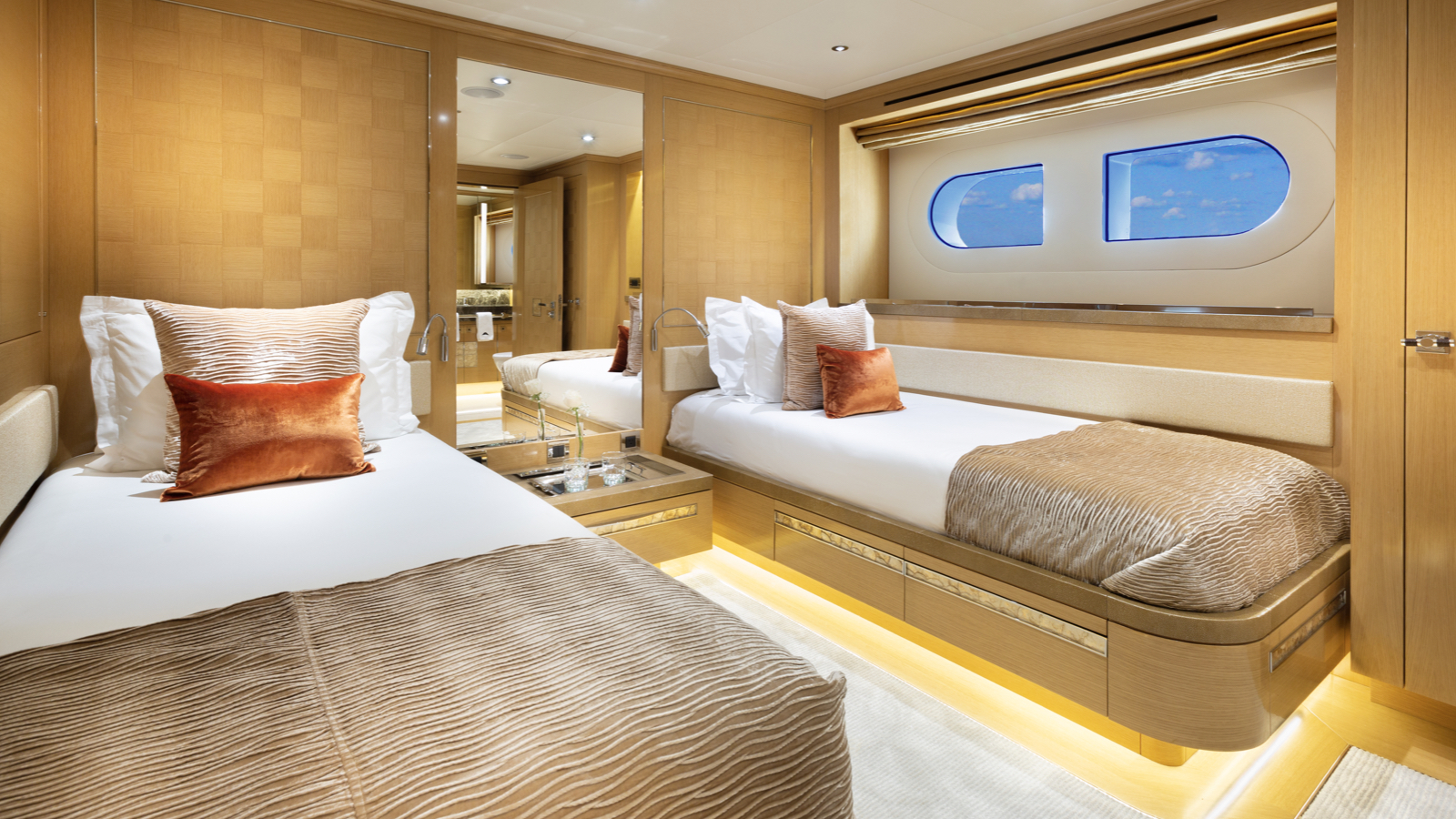 ATOM Interior - Twin cabin 2.jpg