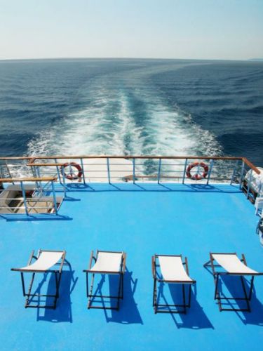 Aegean Princess sunchairs.jpg