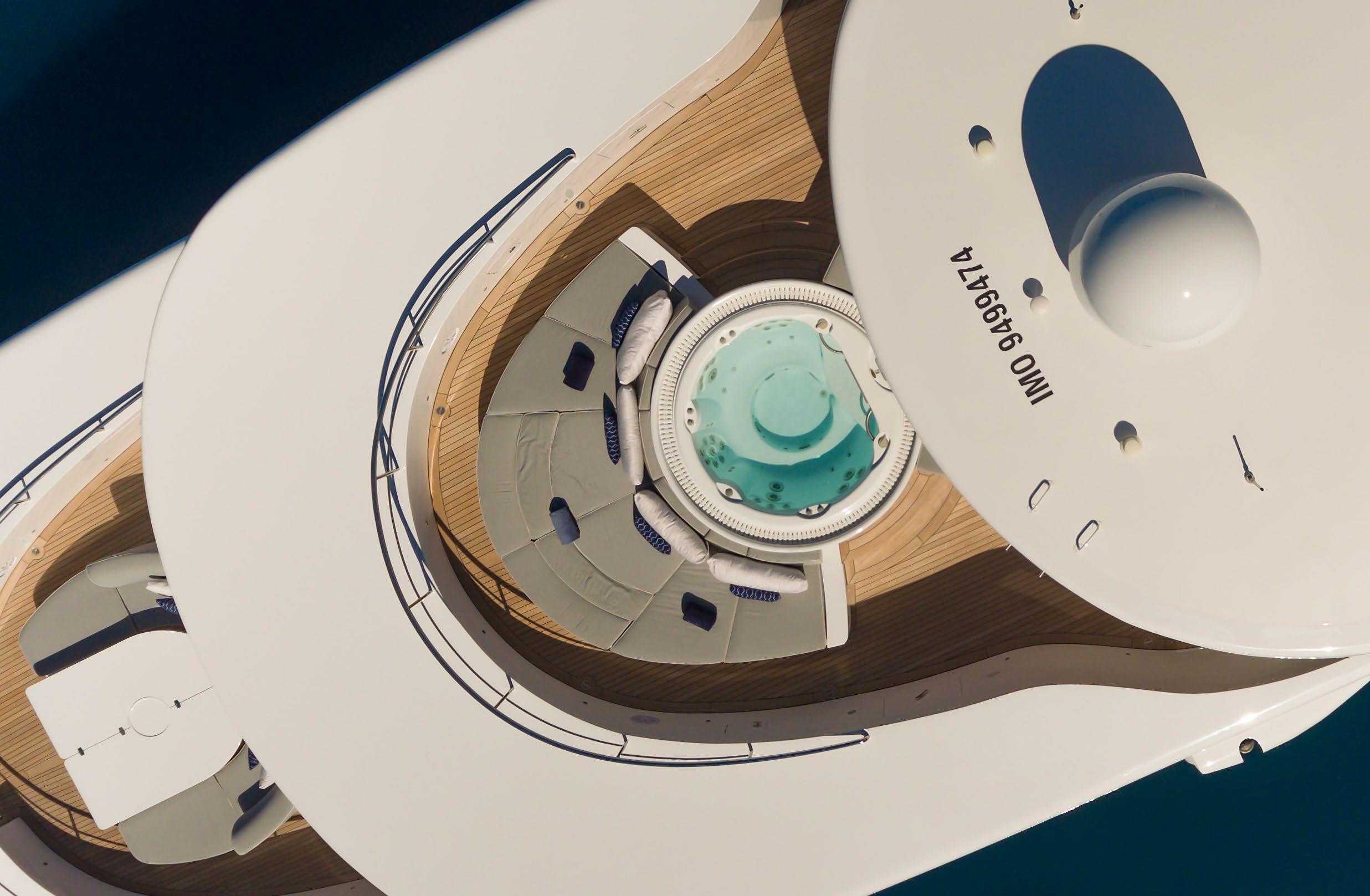 Aerial of Jacuzzi on sundeck.jpg
