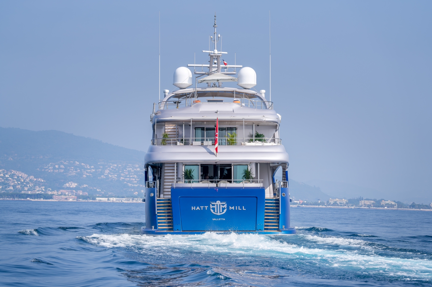 Aft Deck 01 .jpg