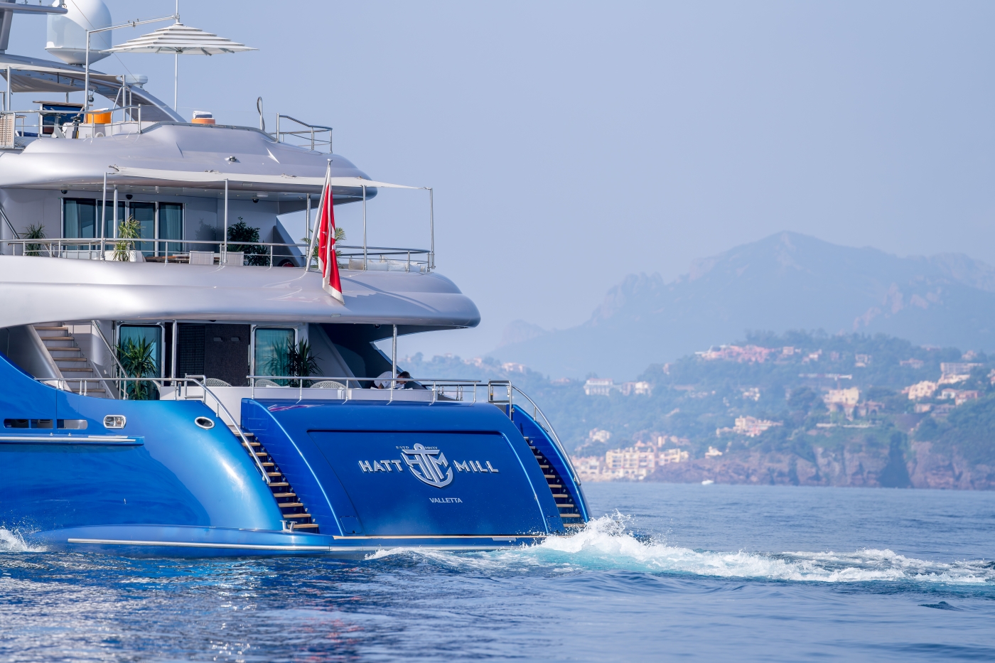 Aft Deck 03.jpg