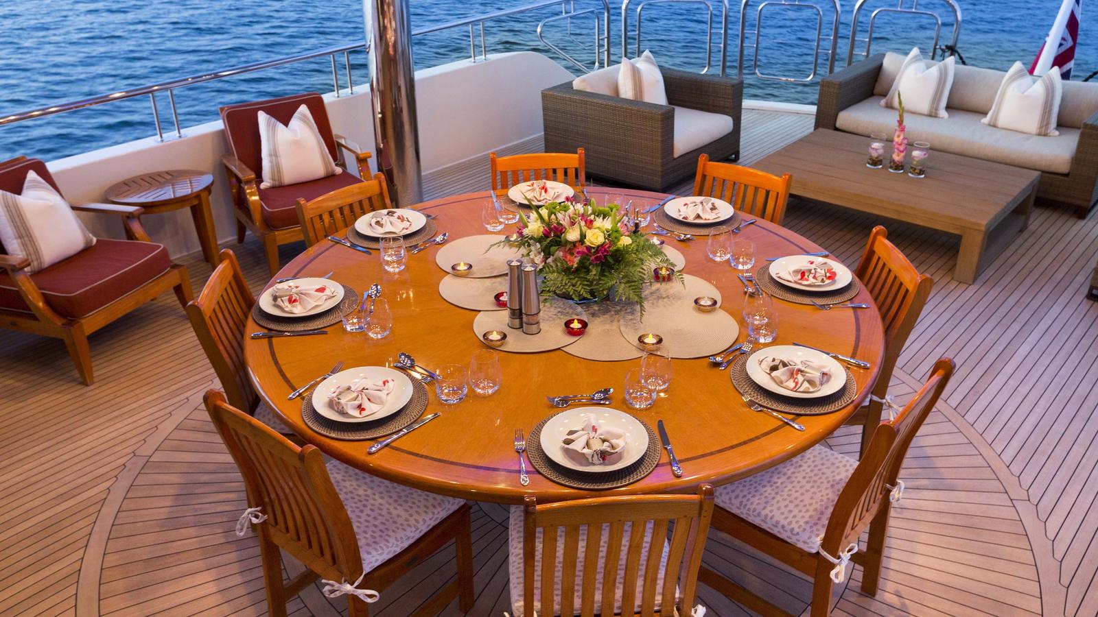 Alfresco dining area  00001.jpg